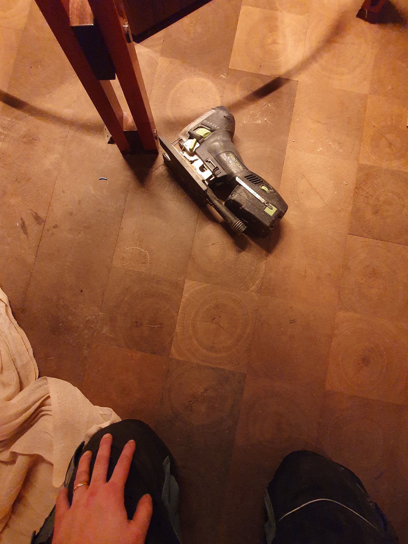 Flooring & Tiling